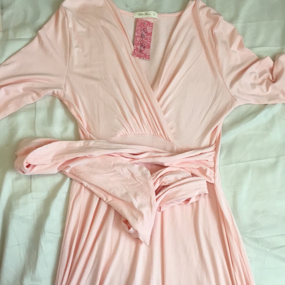 Pretty Spring peach dress